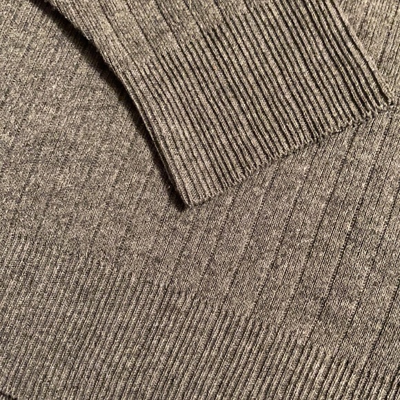 Gray Sweater - Picture 5 of 8